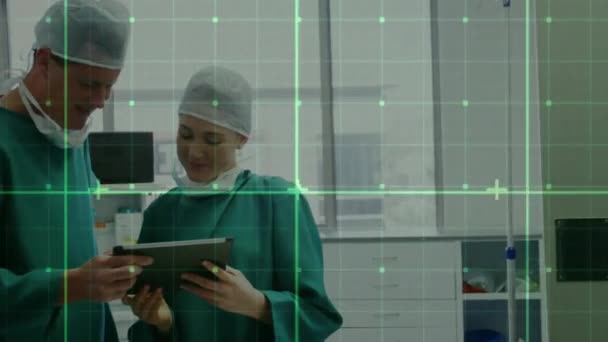 병원에서 다양한 외과의사에 데이터 처리의 애니메이션 글로벌 컴퓨팅 데이터 디지털 — 비디오