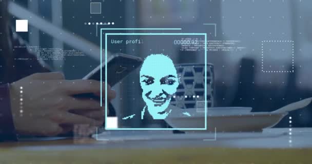 スマートフォンを使用して慎重な男性を介して処理する生体認証写真データのアニメーション グローバル人工知能 コンピューティング データ処理コンセプトデジタル生成ビデオ — ストック動画