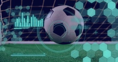 Futbol oynarken tarama ve veri işleme görüntüsü. Küresel spor ve dijital arayüz kavramı dijital olarak oluşturulmuş görüntü.