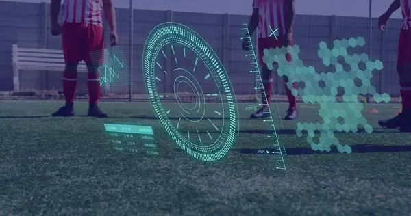 Bild Von Scanner Und Datenverarbeitung Über Verschiedene Männer Die Fußball — Stockfoto
