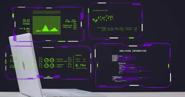 검은색 배경에 노트북을 화면에 디지털 데이터 처리의 애니메이션 글로벌 컴퓨팅 — 비디오