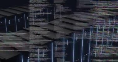 Karanlık bilgisayar sunucu odasında işlenen metin veri dosyalarının animasyonu. Bağlantı, veri, işleme, iş, dijital arayüz ve iletişim, dijital olarak oluşturulmuş video.