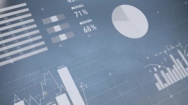 Karanlık arka planda finansal veri işleme animasyonu. Küresel finans, iş, bağlantılar, hesaplama ve veri işleme kavramı dijital olarak oluşturulmuş video.