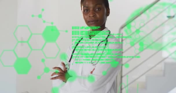 Animáció Zöld Orvosi Adatfeldolgozásról Afro Amerikai Női Orvos Mosolygott Kórházban — Stock videók