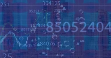 Siyah arkaplanda veri işleme ve şehir manzarası resmi. Küresel iş ve dijital arayüz kavramı dijital olarak oluşturulmuş görüntü.