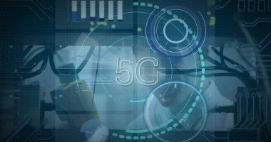 Kafkas sunucu odasındaki dijital arayüz görüntüsü. Küresel iş, finans, veri işleme ve dijital arayüz kavramı dijital olarak oluşturuldu.