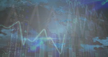 Elektrik bulutlu gökyüzünde finansal veri işleme görüntüsü. Elektrik, enerji ve güç dağılımı dijital olarak oluşturulmuş görüntü. 