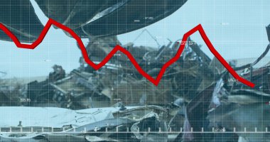 Hurdalıkta çalışan vinçlere karşı şebeke üzerinden istatistiksel veri işleme resmi. Küresel iş ve geri dönüşüm kavramı