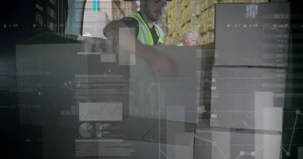 Interfaz Digital Con Procesamiento Datos Contra Hombre Trabajador Caucásico Apilando — Foto de Stock