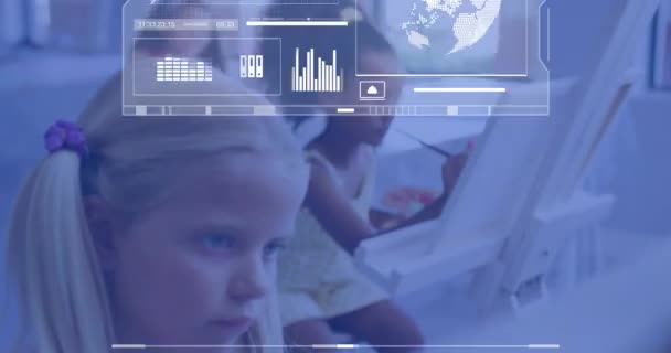 Animering Gränssnitt Med Diagram Som Behandlar Data Över Olika Skolflickor — Stockvideo