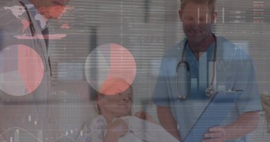 Kafkas doktorların hastalarıyla veri işleme görüntüsü. Küresel tıp ve dijital arayüz kavramı dijital olarak oluşturulmuş görüntü.