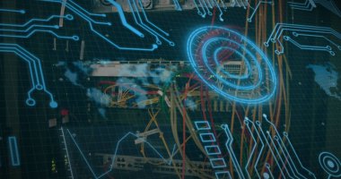 Veri işleme ve yuvarlak tarayıcıyla bir bilgisayar sunucusuna yakın arayüz görüntüsü. Bilgisayar arayüzü ve iş veri depolama teknolojisi kavramı