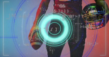 Afro-Amerikan futbol oyuncusunun veri işleme görüntüsü. Spor, rekabet, veri işleme ve dijital olarak oluşturulan iletişim konsepti.