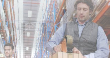 Depoda çalışanların veri işleme görüntüsü. küresel sevkiyat, dağıtım ve bağlantılar konsepti dijital olarak oluşturuldu.