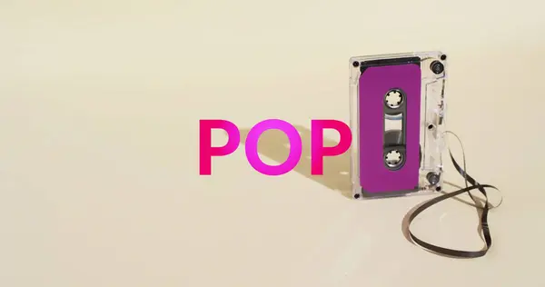 Obrázek Pop Textu Přes Pásku Béžovém Pozadí Technologie Retro Hudební — Stock fotografie