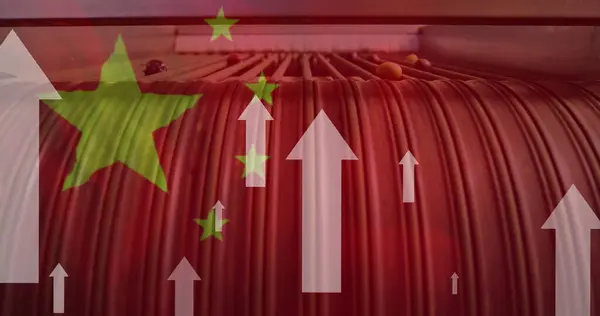 Изображение Белых Стрел Флаг Китая Над Заводом Глобальный Бизнес Финансы — стоковое фото