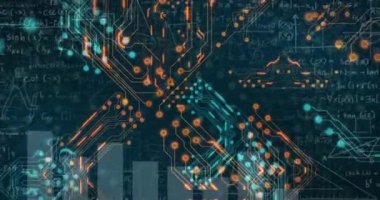 Bilgisayar sunucuları üzerinde devre kartı ve dijital veri işleme animasyonu. Dijital olarak oluşturulmuş küresel bağlantılar, hesaplama ve veri işleme kavramı.