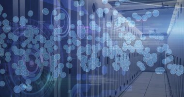 Arka plandaki bilgisayar sunucularını tarayan dijital simgelerin ve dürbünlerin resmi. küresel bağlantılar ve dijital arayüz konsepti dijital olarak oluşturulmuş görüntü.