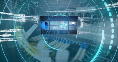 Bilgisayar kabloları üzerinden veri işleme görüntüsü. ağ, iletişim, veri işleme ve teknoloji konsepti dijital olarak oluşturulmuş görüntü.