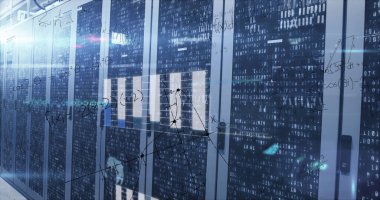 Sunucu odasında veri işleme resmi. Küresel bağlantılar ve dijital veri işleme kavramı dijital resim oluşturuldu.