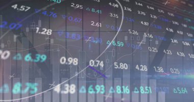 Şehir manzarası üzerinde veri işleme resmi. küresel iş ve dijital arayüz kavramı dijital olarak oluşturulmuş görüntü.