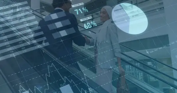 Bild Der Datenverarbeitung Über Diverse Geschäftsleute Auf Treppen Globales Geschäfts — Stockfoto