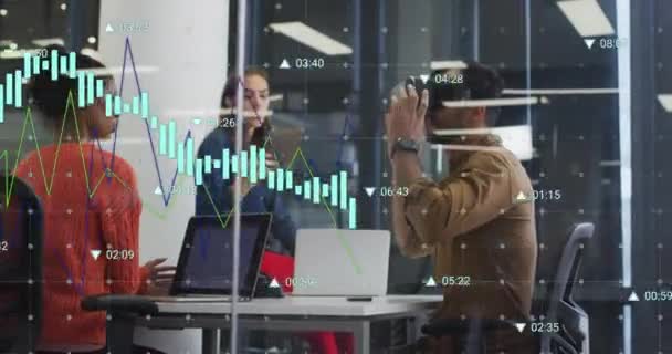 Animatie Van Verwerking Van Financiële Gegevens Diverse Collega Die Functie — Stockvideo