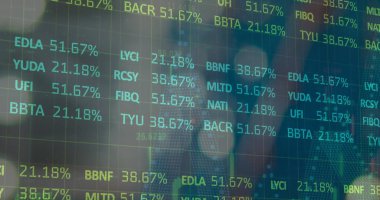 Boş deponun üzerinde veri işleme resmi. küresel sevkiyat, dağıtım ve bağlantılar konsepti dijital olarak oluşturuldu.