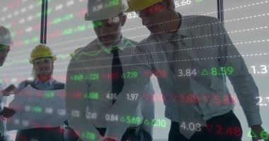 Ofisteki çeşitli iş adamlarıyla ilgili finansal veri işleme resmi. Küresel iş, finans, hesaplama ve veri işleme kavramı dijital olarak oluşturulmuş görüntü.