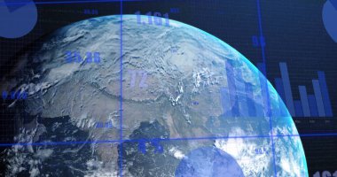 Dünya çapında finansal veri işleme görüntüsü. Küresel hesaplama, dijital arayüz ve veri işleme kavramı dijital olarak oluşturuldu.