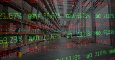 Boş deponun üzerinde veri işleme resmi. küresel sevkiyat, dağıtım ve bağlantılar konsepti dijital olarak oluşturuldu.