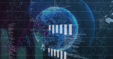 Siyah arkaplan üzerinde veri işleme ve küre resmi. Küresel iş ve dijital arayüz kavramı dijital olarak oluşturulmuş görüntü.