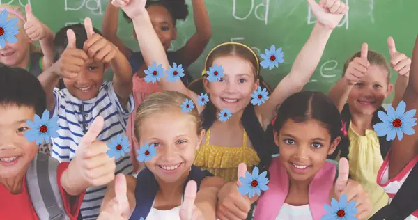 Bild Von Fallenden Blumen Über Schulkindern Frauenpower Feminismus Und Gleichstellungskonzept — Stockfoto
