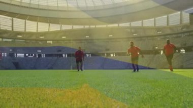 Çeşitli erkek ragbi takımları maç sırasında sahada mücadele ederken Kolombiya bayrağının animasyonu. Kolombiya vatandaşı, milli takım, maç, spor ve yarışma, dijital olarak üretilen video.