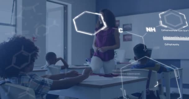 Animering Element Och Databehandling Över Olika Kvinnliga Lärare Och Skolbarn — Stockvideo