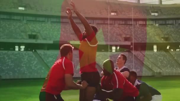 Анімація Прапора Камеруну Над Різноманітними Чоловічими Гравцями Регбі Глобальний Спорт — стокове відео