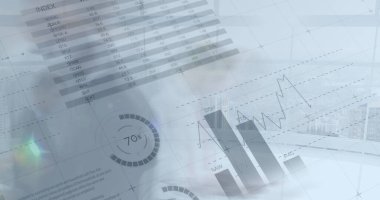 Ofiste yürüyen iş adamlarının finansal veri işleme görüntüsü. küresel finans, iş ve dijital arayüz kavramı dijital olarak oluşturulmuş görüntü.