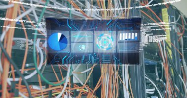 Veri işleme üzerinde ışıldayan noktalarla bağlantı ağına sahip dünya görüntüsü. Dijital olarak oluşturulan küresel iletişim ağları ve veri işleme kavramı.