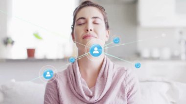 Kafkas kadın meditasyonu üzerine kurulmuş simgelerle bağlantı ağının animasyonu. Küresel bağlantılar, kişisel bakım, yaşam tarzı ve dijital arayüz konsepti dijital olarak oluşturulmuş video.