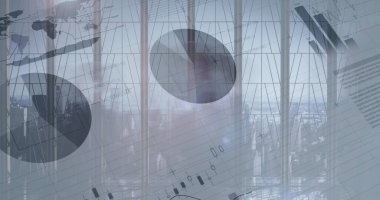 Modern ofis üzerinden finansal veri işleme görüntüsü. küresel iş, bağlantılar ve veri işleme kavramı dijital olarak oluşturulmuş görüntü.