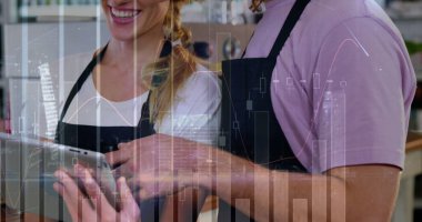 Tablet kullanan farklı insanların veri işleme görüntüsü. Küresel teknoloji, bilgisayar ve dijital arayüz kavramı dijital olarak oluşturulmuş görüntü.