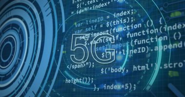 Veri işleme görüntüsü ve bilgisayar kablolarında 5G. ağ, iletişim, veri işleme ve teknoloji konsepti dijital olarak oluşturulmuş görüntü.