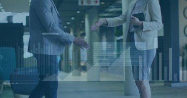 İki farklı iş adamının finansal veri işleme görüntüsü. Küresel iş ve veri işleme kavramı dijital olarak oluşturulmuş görüntü.