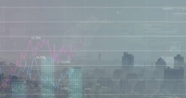 Şehir manzarası üzerindeki finansal grafiklerin ve verilerin resmi. Küresel finans, ekonomi ve iş konsepti dijital olarak oluşturulmuş imaj.