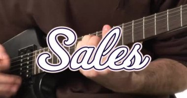 Beyaz adamın gitar çalması üzerine satış metninin animasyonu. Satışlar, alışveriş ve perakende konsepti dijital olarak oluşturulmuş video.
