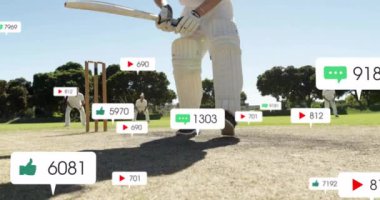 Kafkas erkek kriket oyuncusunun güneşte vuruşuyla ilgili sosyal medya bildirimleri. Sosyal ağ, spor, rekabet, dijital arayüz ve iletişim, dijital olarak oluşturulmuş video.