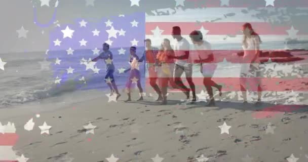 Animazione Bandiera Americana Texture Felici Amici Diversi Che Corrono Insieme — Video Stock