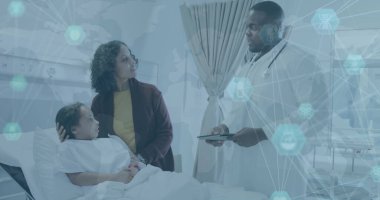 Afro-Amerikan erkek doktor ve kız hasta üzerinde işlenen tıbbi veri görüntüsü. Küresel sağlık, bilim, tıp, araştırma ve veri işleme kavramı dijital olarak oluşturulmuş görüntü.