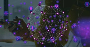 Akıllı telefon kullanan iki ırklı iş kadınının medya simgeleri. Küresel iş ve dijital arayüz kavramı dijital olarak oluşturulmuş görüntü.