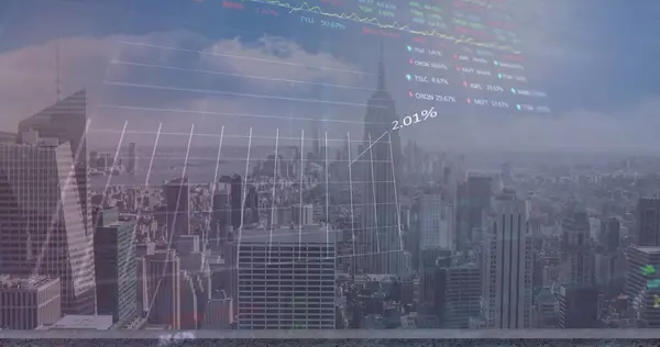 Şehir Manzarası Üzerindeki Finansal Grafiklerin Verilerin Resmi Küresel Finans Ekonomi — Stok fotoğraf